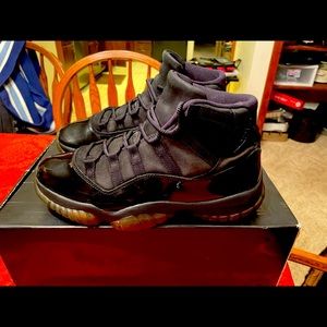 Jordan 11 Retro Cap & Gown (2018) Size 10